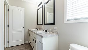 Signature Series / The Oasis DVHBSS-6811 Bathroom 83216